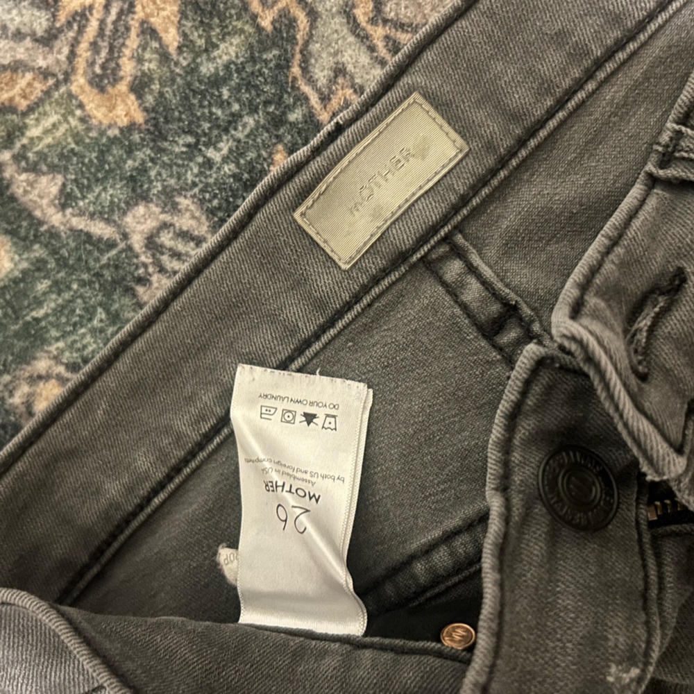 MOTHER Women's Charcoal Skinny Jeans - Picture 3 of 4